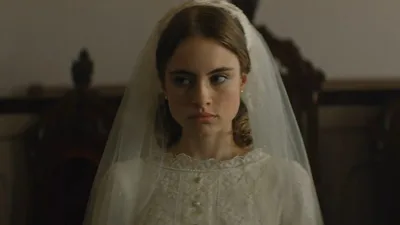 Постер 1 серии 1 сезона сериала «Зелёная вуаль»