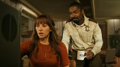 Постер 1 серии 1 сезона сериала «Укрытие»