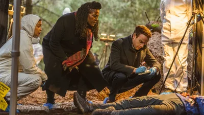 Постер 2 серии 1 сезона сериала «Инспектор Эллис»