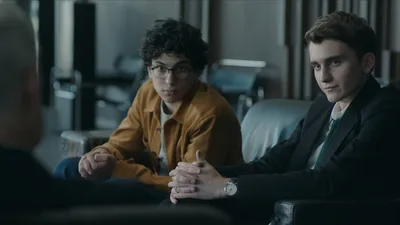 Постер 3 серии 1 сезона сериала «Локвуд и компания»