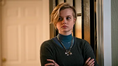 Постер 3 серии 1 сезона сериала «Мейр из Исттауна»