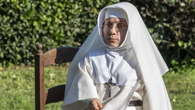 Постер 6 серии 1 сезона сериала «Новый Папа»