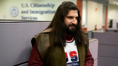 Постер 8 серии 1 сезона сериала «Чем мы заняты в тени»