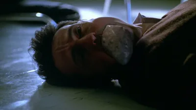 Постер 11 серии 1 сезона сериала «Грань»