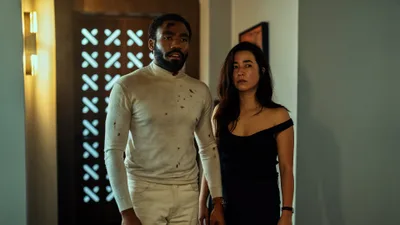 Постер 8 серии 1 сезона сериала «Мистер и миссис Смит»