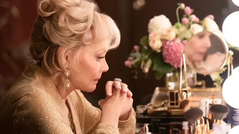 Постер 1 серии 1 сезона сериала «Хитрости»