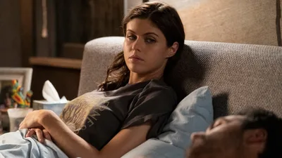 Постер 8 серии 1 сезона сериала «Почему женщины убивают»