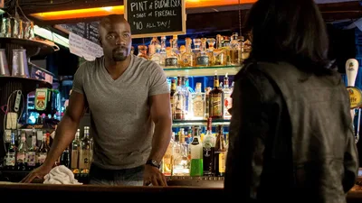 Постер 3 серии 1 сезона сериала «Джессика Джонс»