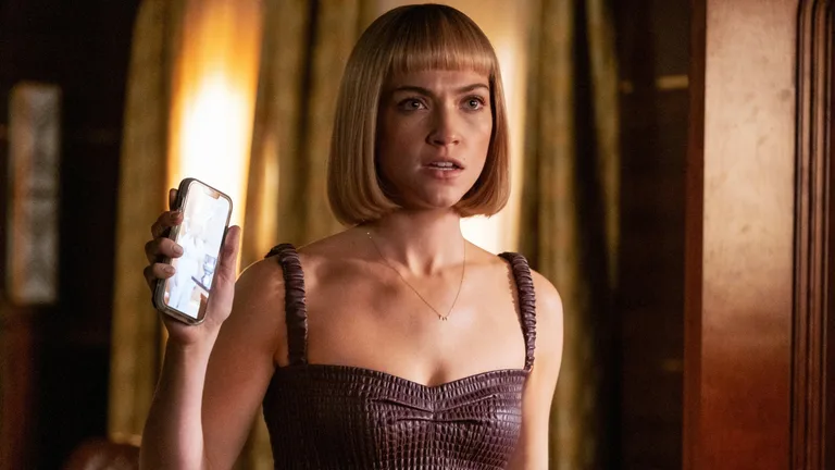 Постер 9 серии 1 сезона сериала «Смерть и другие подробности»
