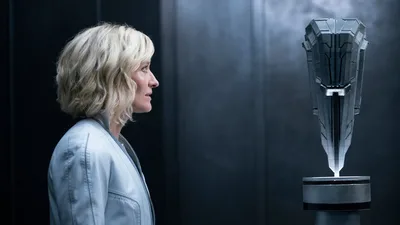 Постер 2 серии 1 сезона сериала «Короли»