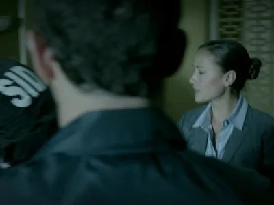 Постер 13 серии 1 сезона сериала «Пробуждение»