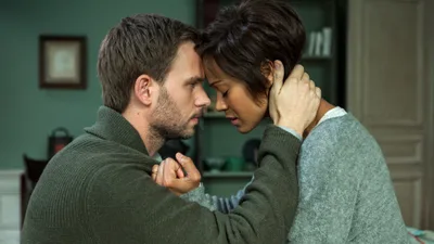 Постер 2 серии 1 сезона сериала «Ребенок Розмари»