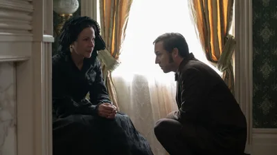 Постер 2 серии 1 сезона сериала «Охота за убийцей»