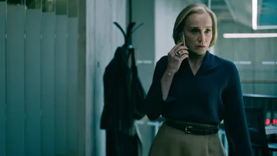 Постер 4 серии 1 сезона сериала «Медленные лошади»