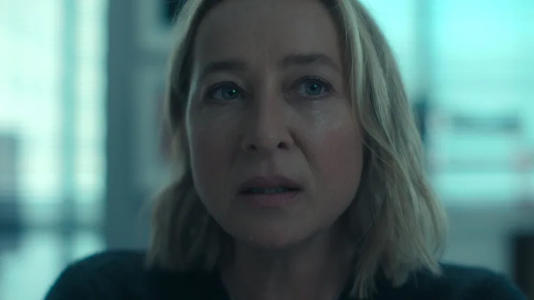 Постер 1 серии 1 сезона сериала «Подделка»
