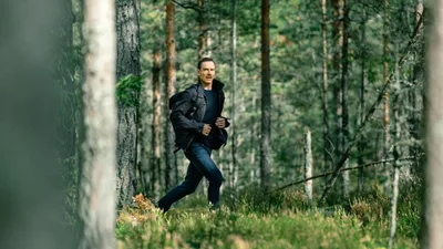 Постер 9 серии 1 сезона сериала «Агентство»