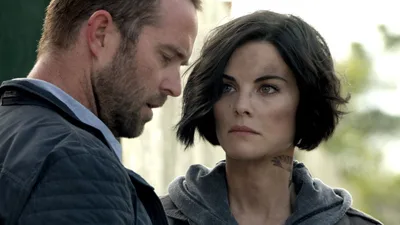 Постер 2 серии 1 сезона сериала «Слепая зона»