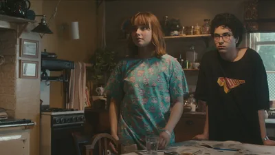Постер 2 серии 1 сезона сериала «Локвуд и компания»