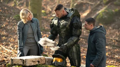 Постер 4 серии 1 сезона сериала «Короли»