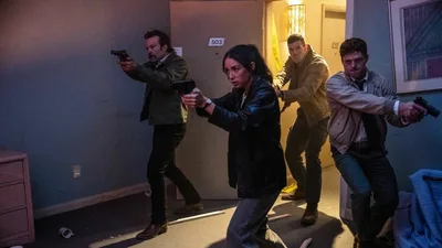 Постер 2 серии 1 сезона сериала «Морская полиция: Начало»