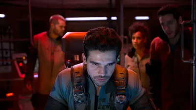 Постер 2 серии 1 сезона сериала «Пространство»