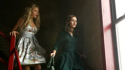 Постер 4 серии 1 сезона сериала «Сплетница»