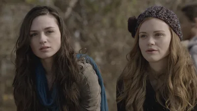 Постер 1 серии 1 сезона сериала «Волчонок»