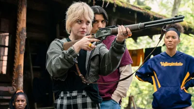 Постер 4 серии 1 сезона сериала «Шершни»