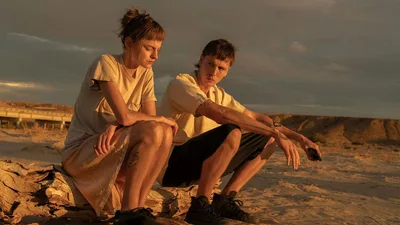 Постер 5 серии 1 сезона сериала «Убийство на краю света»