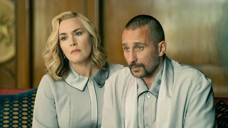 Постер 5 серии 1 сезона сериала «Режим»